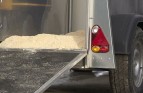 torf-sawdust-sciolka-transportowa-dla-zwierzat